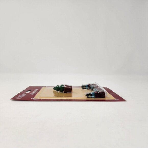 2019 Cobblestone Corners Christmas Miniature Collection 3 piece (8) - Picture 8 of 8